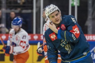 Gregory Hofmann et Zoug n'ont pas connu de soucis à Grenoble KEYSTONE/URS FLUEELER